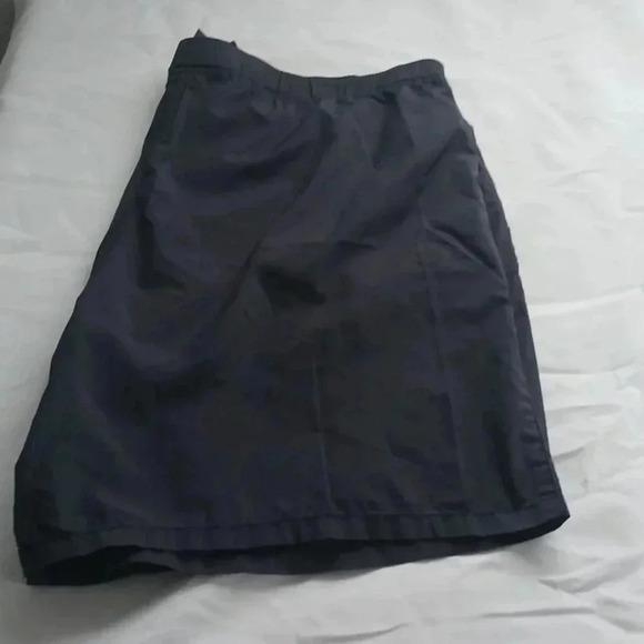 Banana Republic ladies shorts. Used once.. - Picture 6 of 6